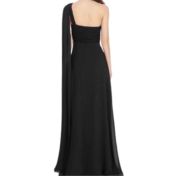 Alex Evenings Black One Shoulder Sheer Overlay Scarf Gown, Size 6 - Picture 2 of 6